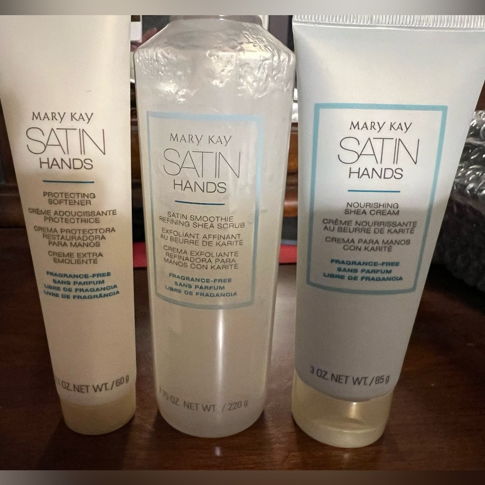 Mary Kay Fragrance Free Satin Hands Pampering Set